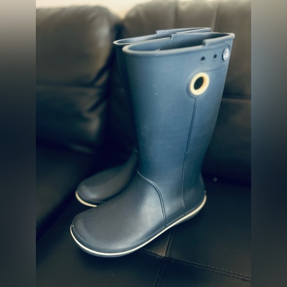 Crocs Rain Boots Women’s 10 Jaunt Mid Calf Crocband Blue  Rubber Waterproof - Picture 5 of 8